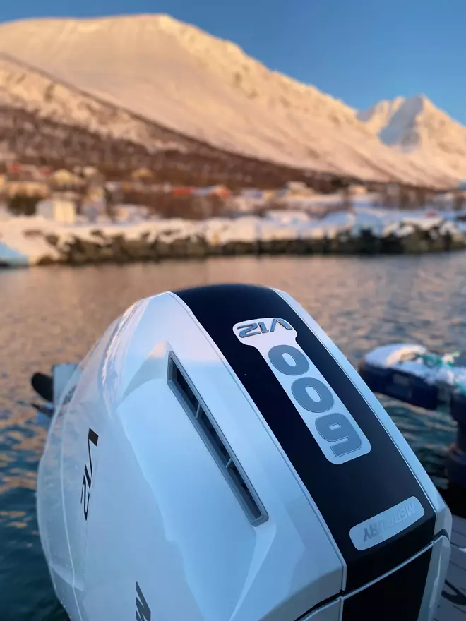 Xlyngen Marina 4 V12