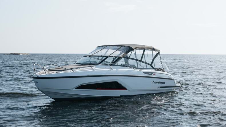 How to maintain your boat's canopy